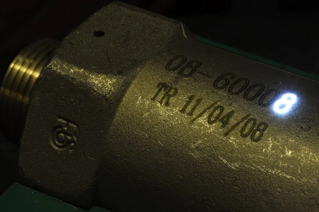 Codes and traceability data printed directly on the part