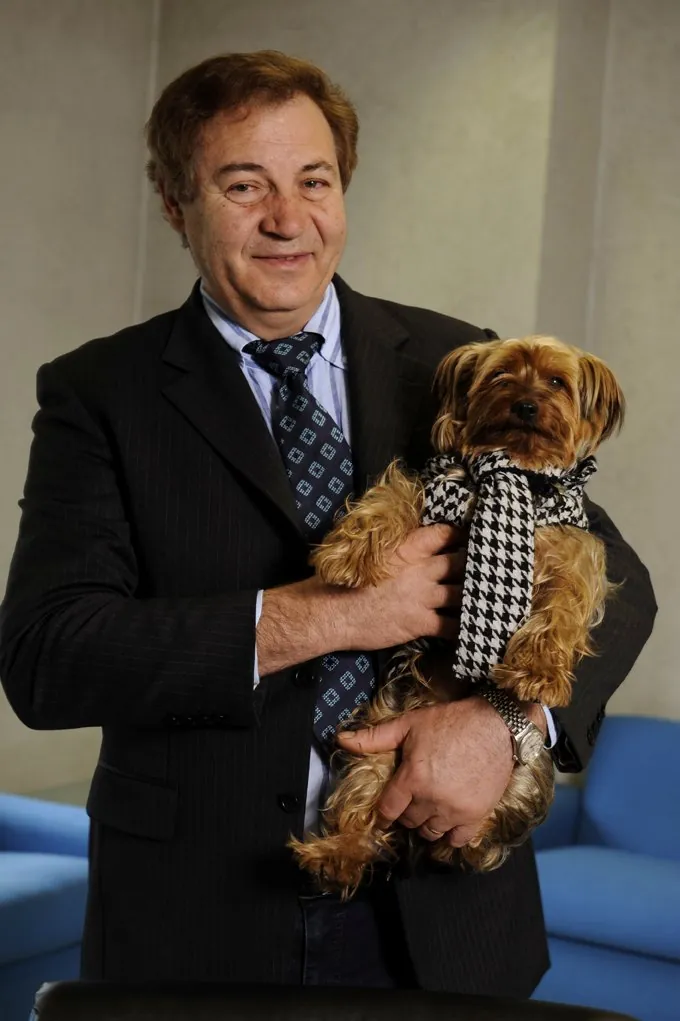 La mascotte di casa Effebiesse, presenza fissa nei ritratti aziendali